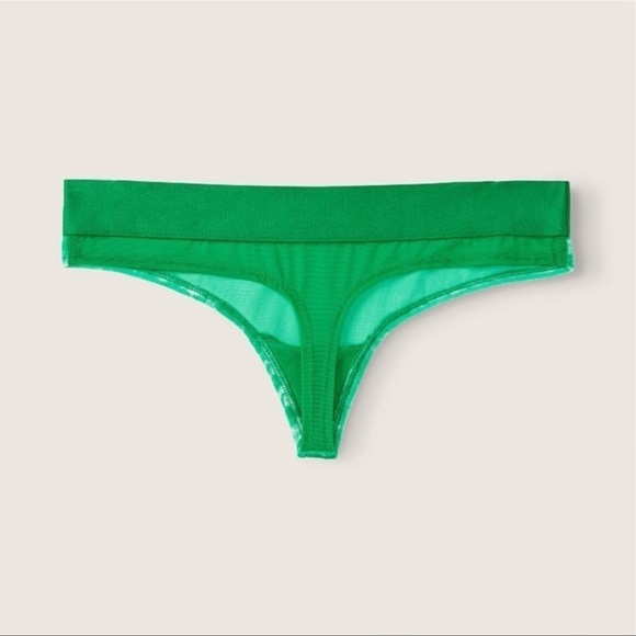 (M) UNISEX Victoria’s Secret VELVET THONG UNDERWEAR - Picture 14 of 16